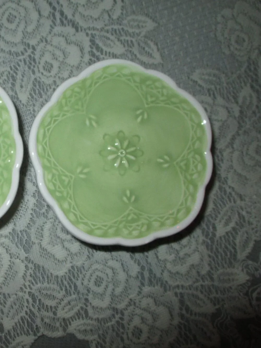 Pier 1 Lacy Cupcake Stands
